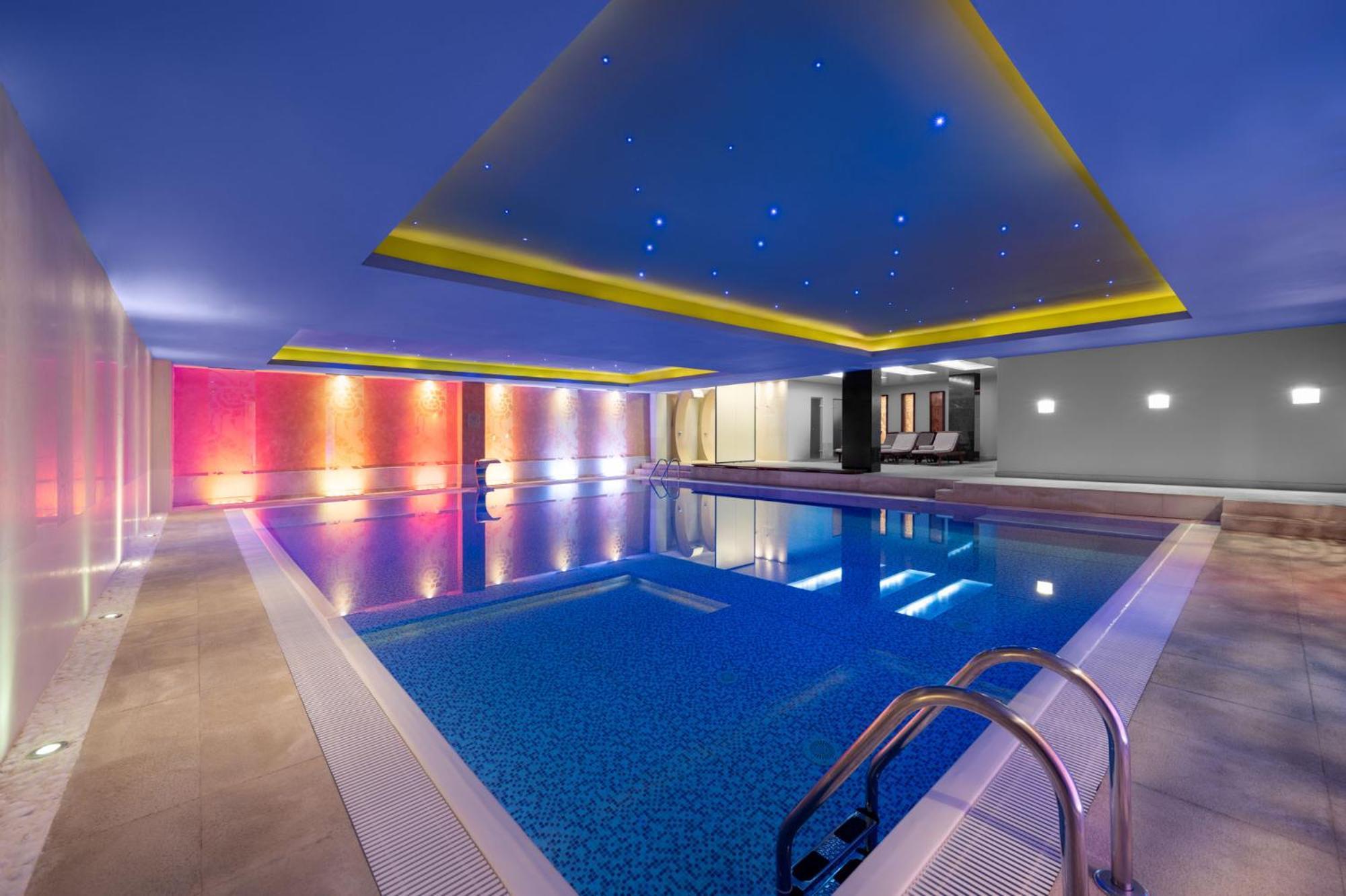 Movenpick Hotel Сараєво Екстер'єр фото