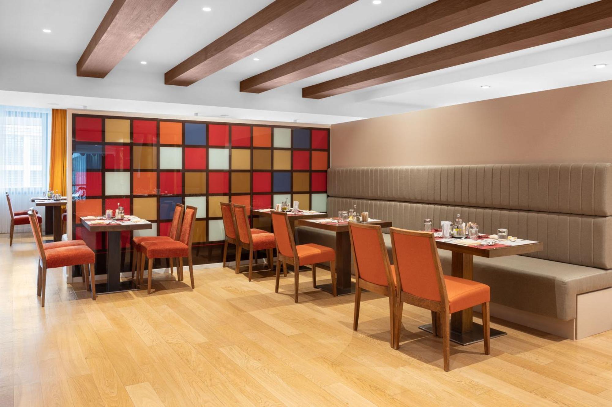 Movenpick Hotel Сараєво Екстер'єр фото