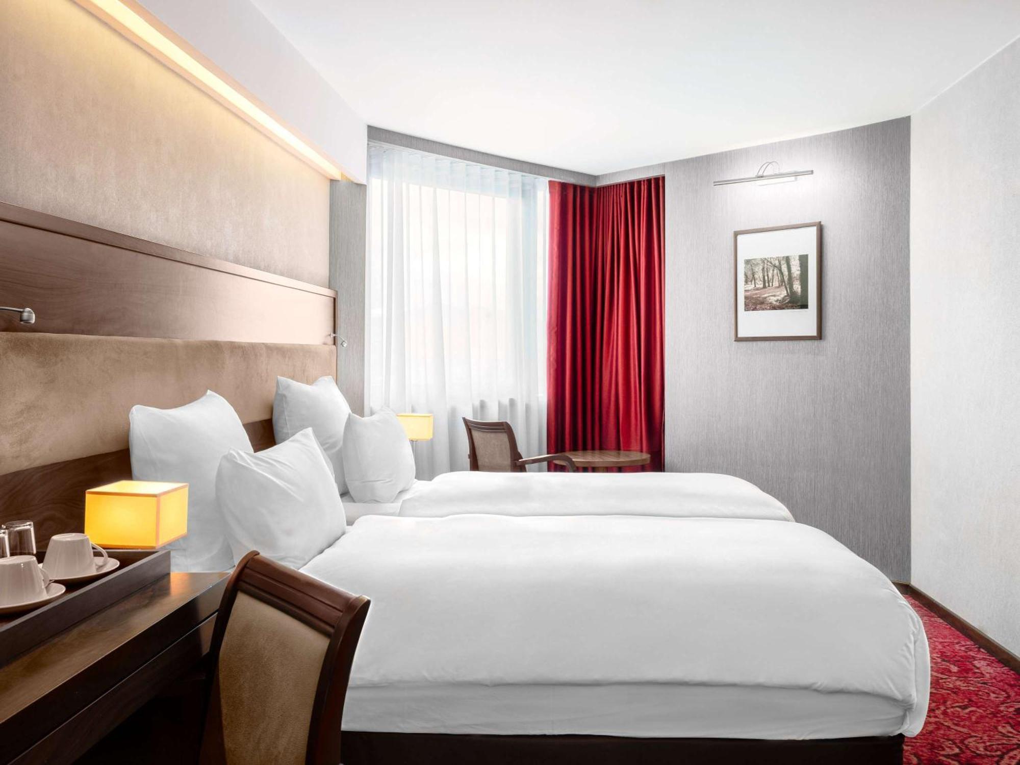 Movenpick Hotel Сараєво Екстер'єр фото