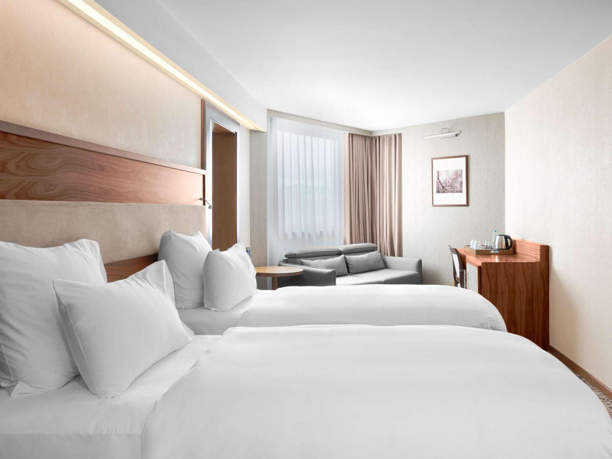 Movenpick Hotel Сараєво Екстер'єр фото