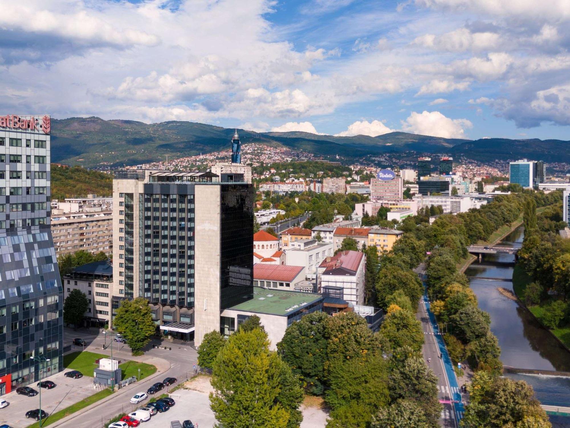 Movenpick Hotel Сараєво Екстер'єр фото